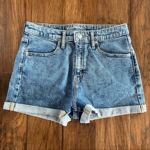 NWOT WILD FABLE - High Rise Cuffed Denim Shorts - Size 10 / 30
